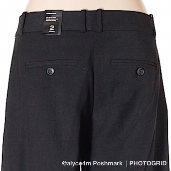 🌺 The Limited Modern Crop Pant 🌺 - Picture 6 of 7